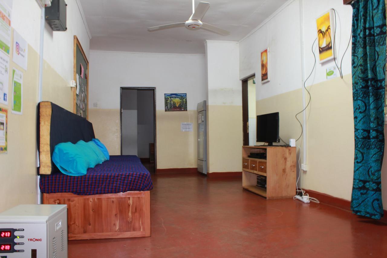 Hostel Hoff Moshi Extérieur photo