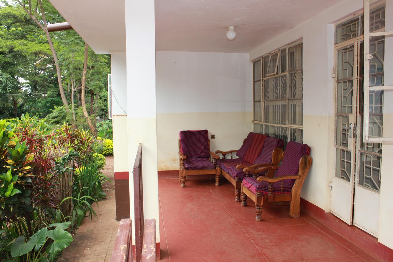 Hostel Hoff Moshi Extérieur photo